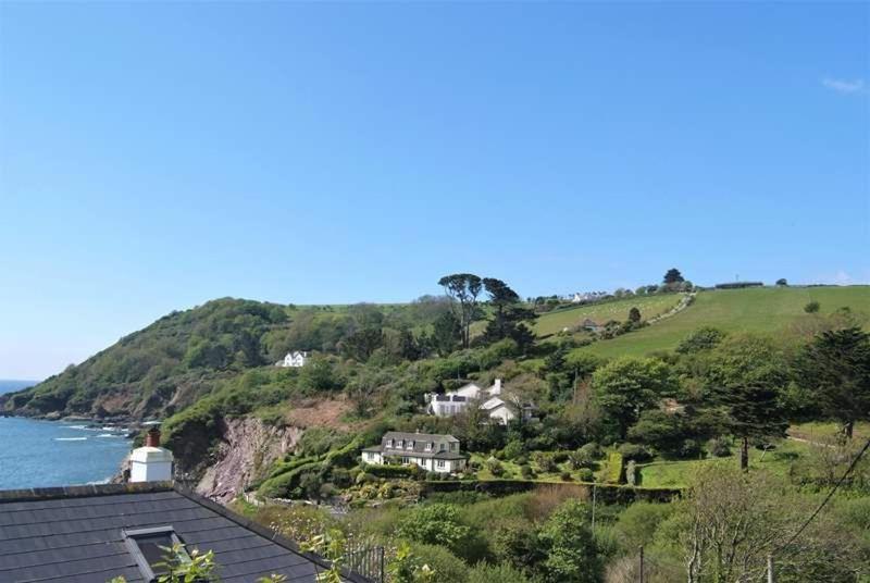 Talland Cosy Beachfront Retreat With Stunning Sea Views & Free Access To A Local Indoor Pool מראה חיצוני תמונה