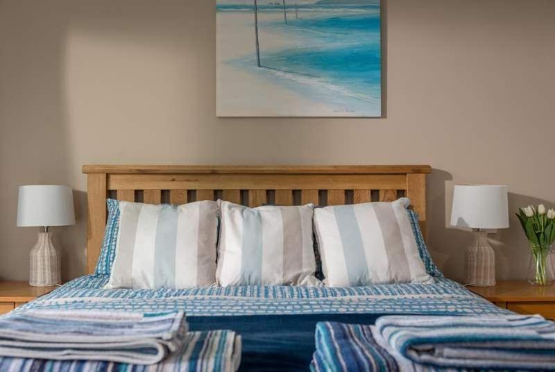 Talland Cosy Beachfront Retreat With Stunning Sea Views & Free Access To A Local Indoor Pool מראה חיצוני תמונה