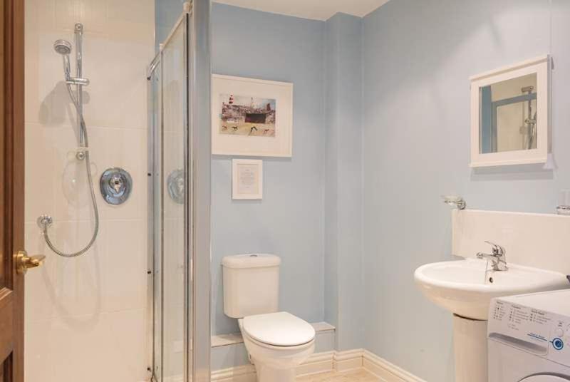 Talland Cosy Beachfront Retreat With Stunning Sea Views & Free Access To A Local Indoor Pool מראה חיצוני תמונה